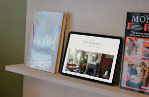 mockuuups ipad air mockup on wooden shelf
